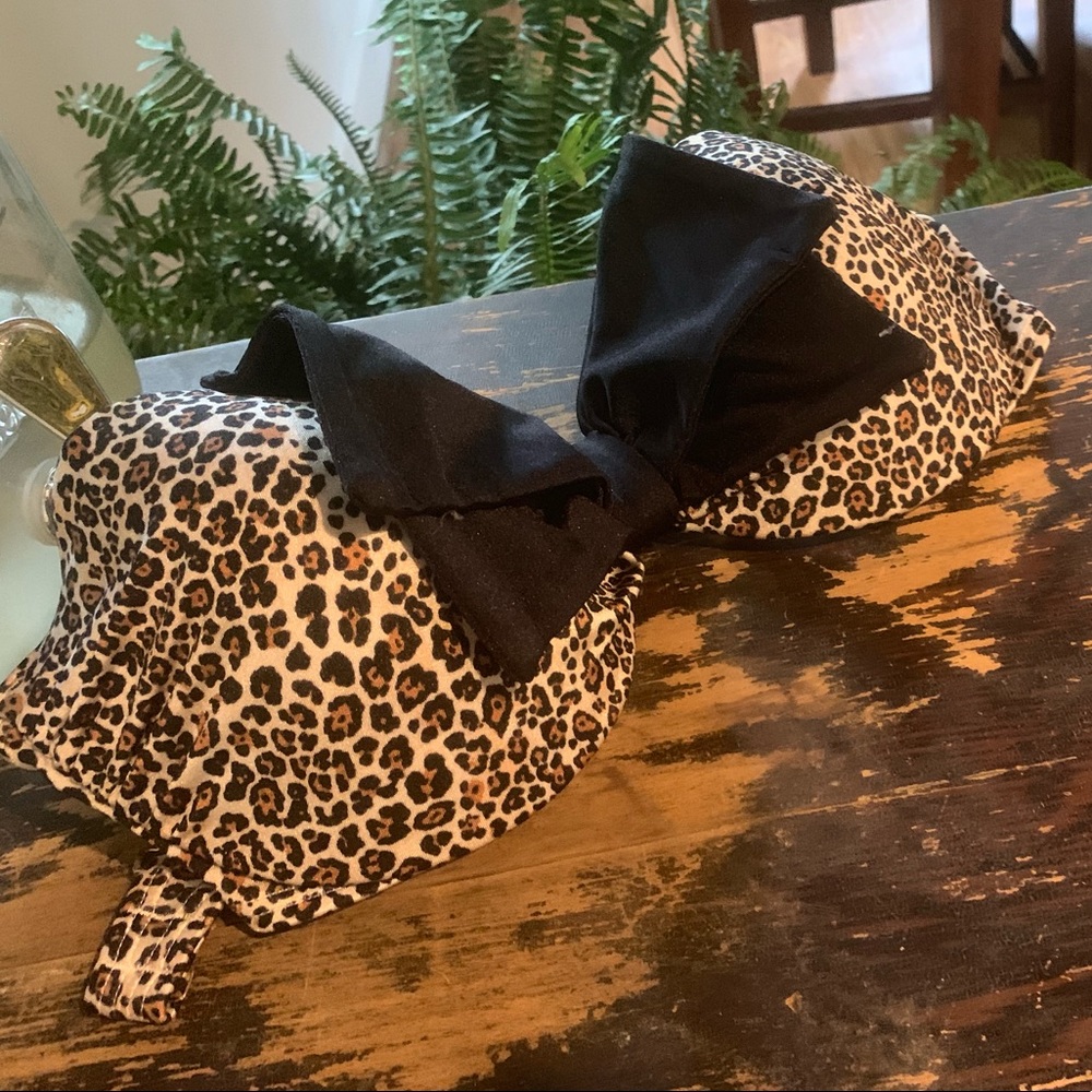 Victoria Secret bombshell bikini top